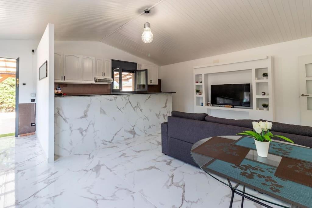 Casa Rural Con Piscina Privada, Barbacoa, Wifi Y Parking Incluido Vilovi de Onar Bagian luar foto