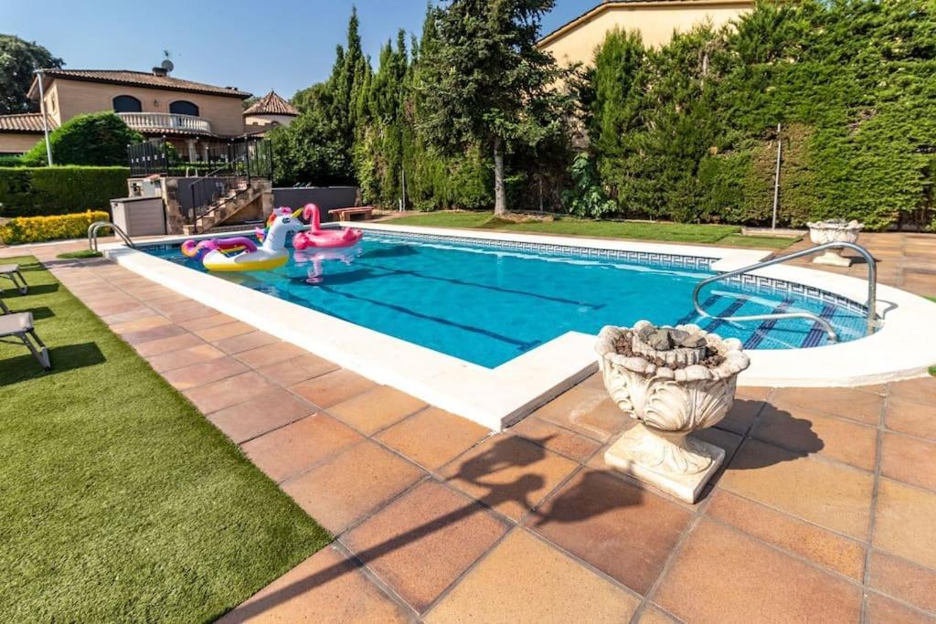 Casa Rural Con Piscina Privada, Barbacoa, Wifi Y Parking Incluido Vilovi de Onar Bagian luar foto